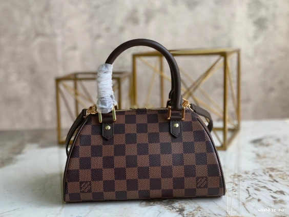 WIS VINTAGE VUITTON LOUIS BAG 0819